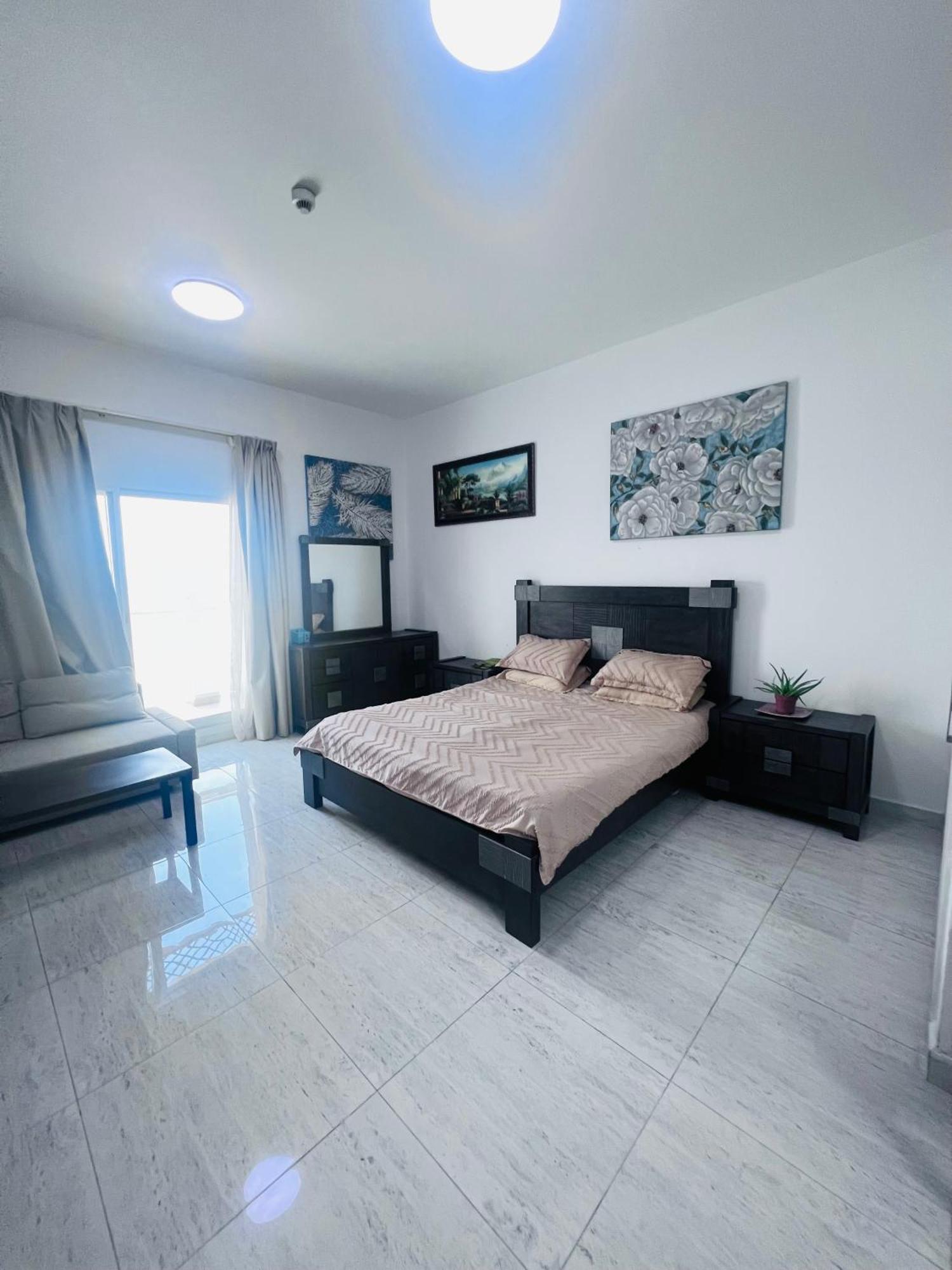 Fully Furnish Flat Including Bills For Monthly Apartment Dubai