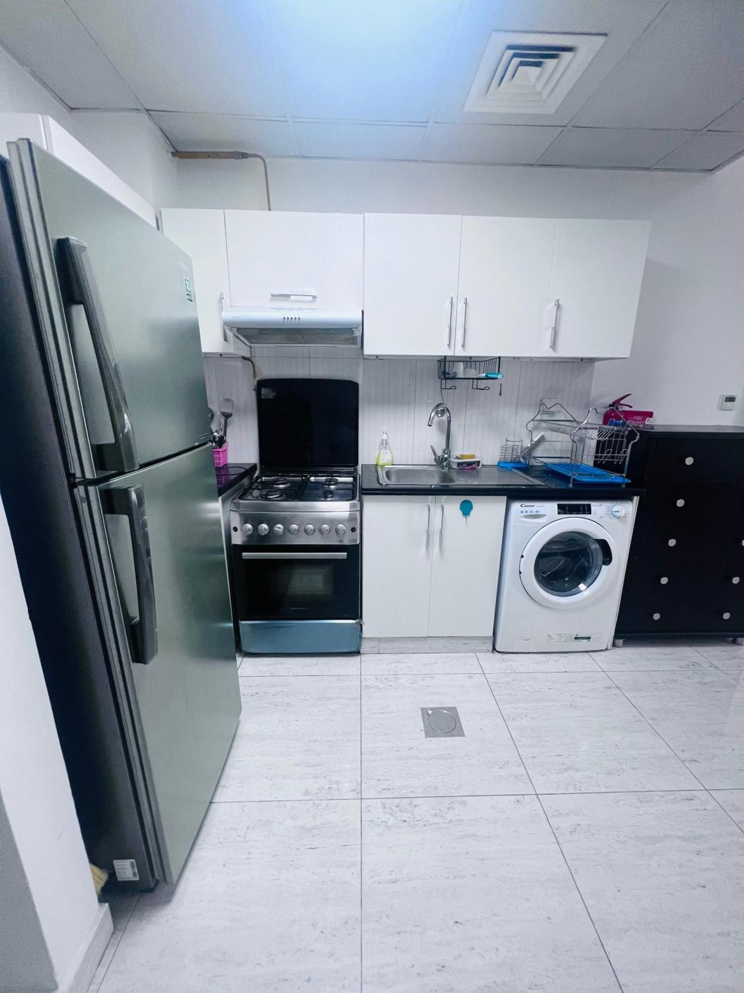 Fully Furnish Flat Including Bills For Monthly Apartment