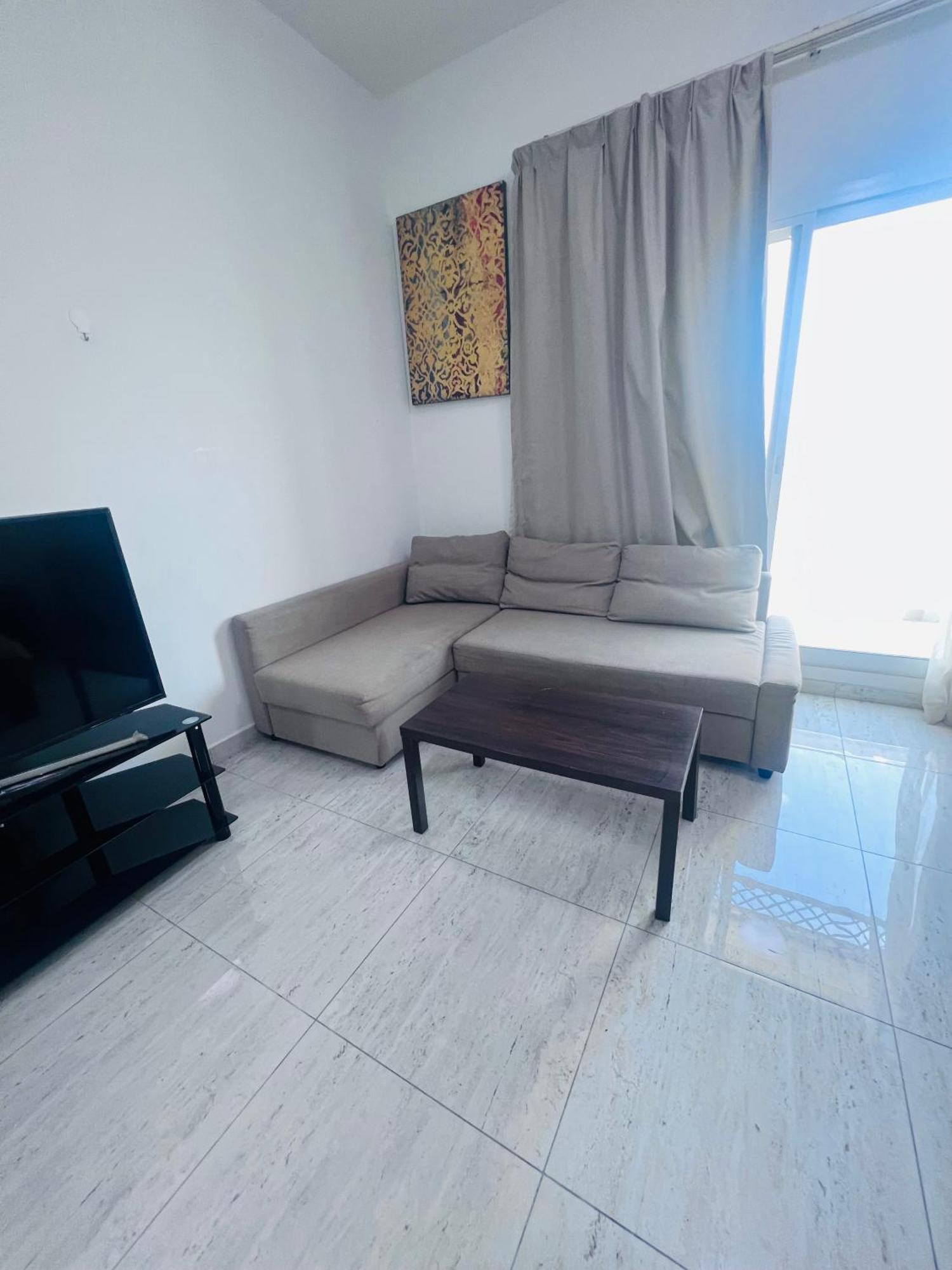 Fully Furnish Flat Including Bills For Monthly Apartment Dubai