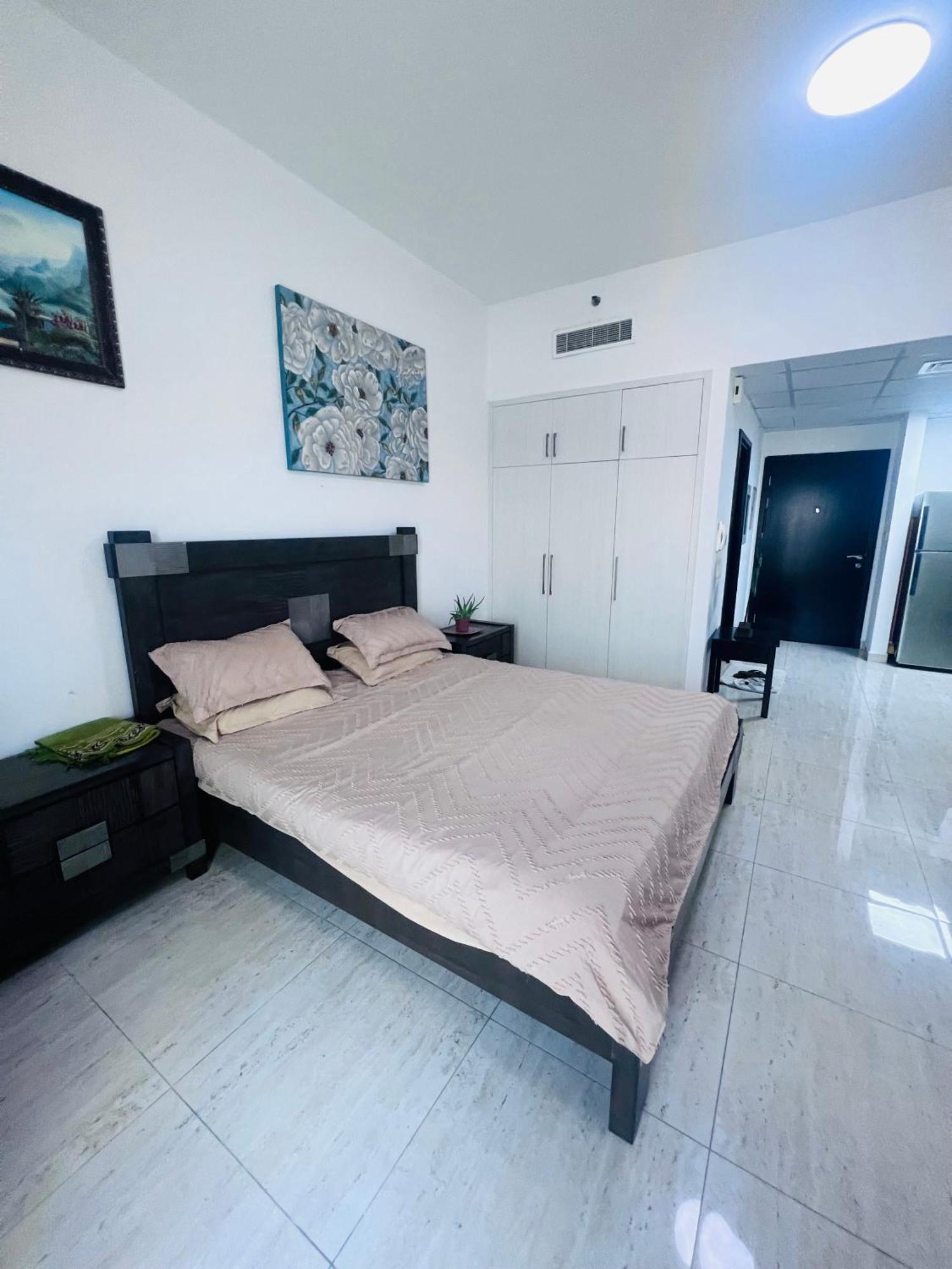 Fully Furnish Flat Including Bills For Monthly Apartment